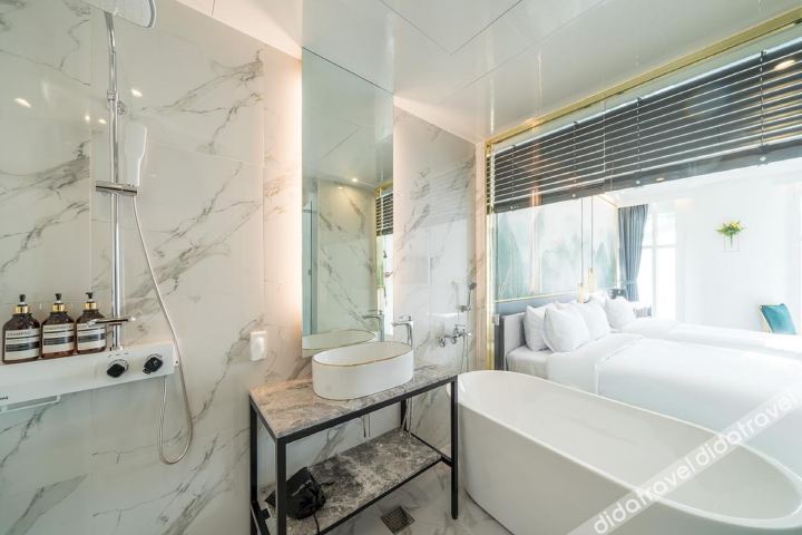 De Homme Hotel 2*