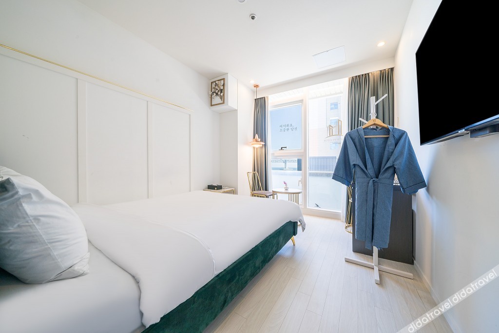 De Homme Hotel 2*