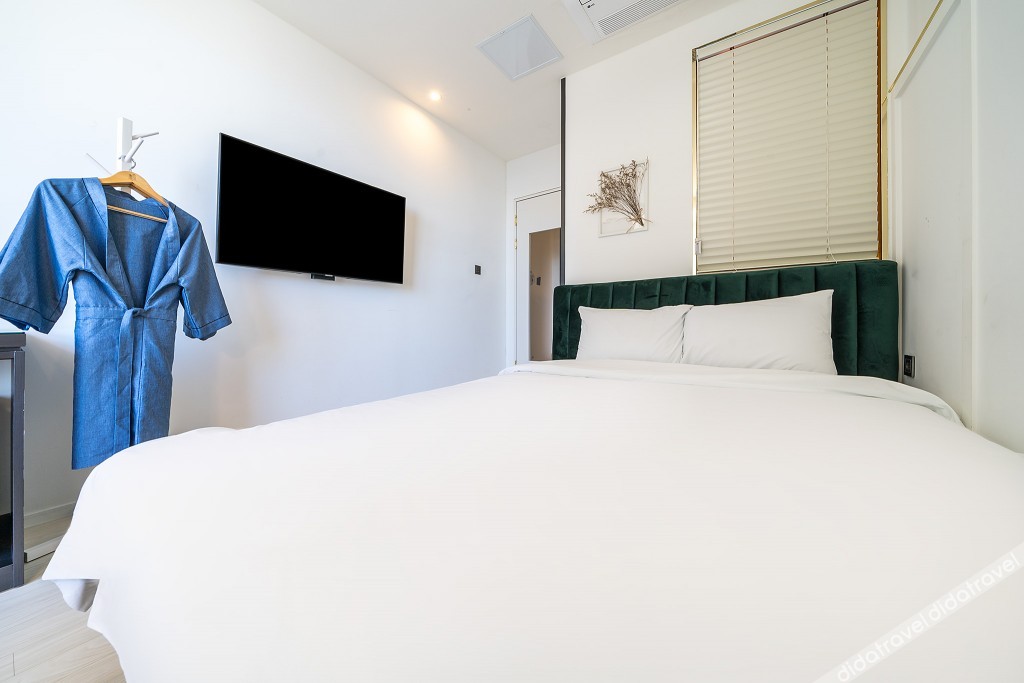De Homme Hotel 2*