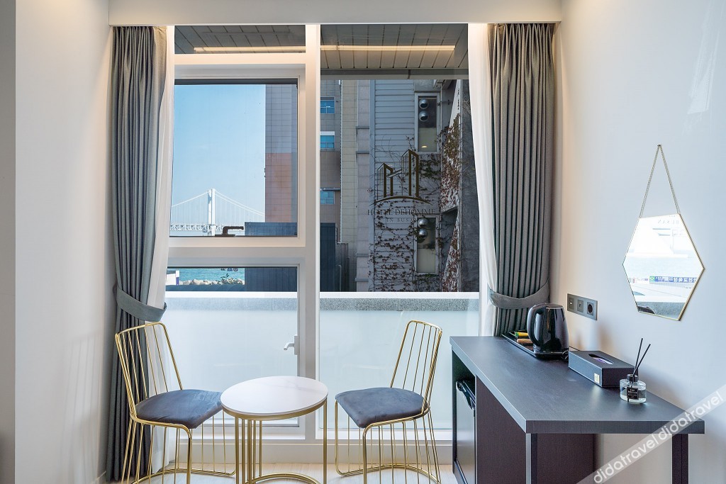De Homme Hotel 2*