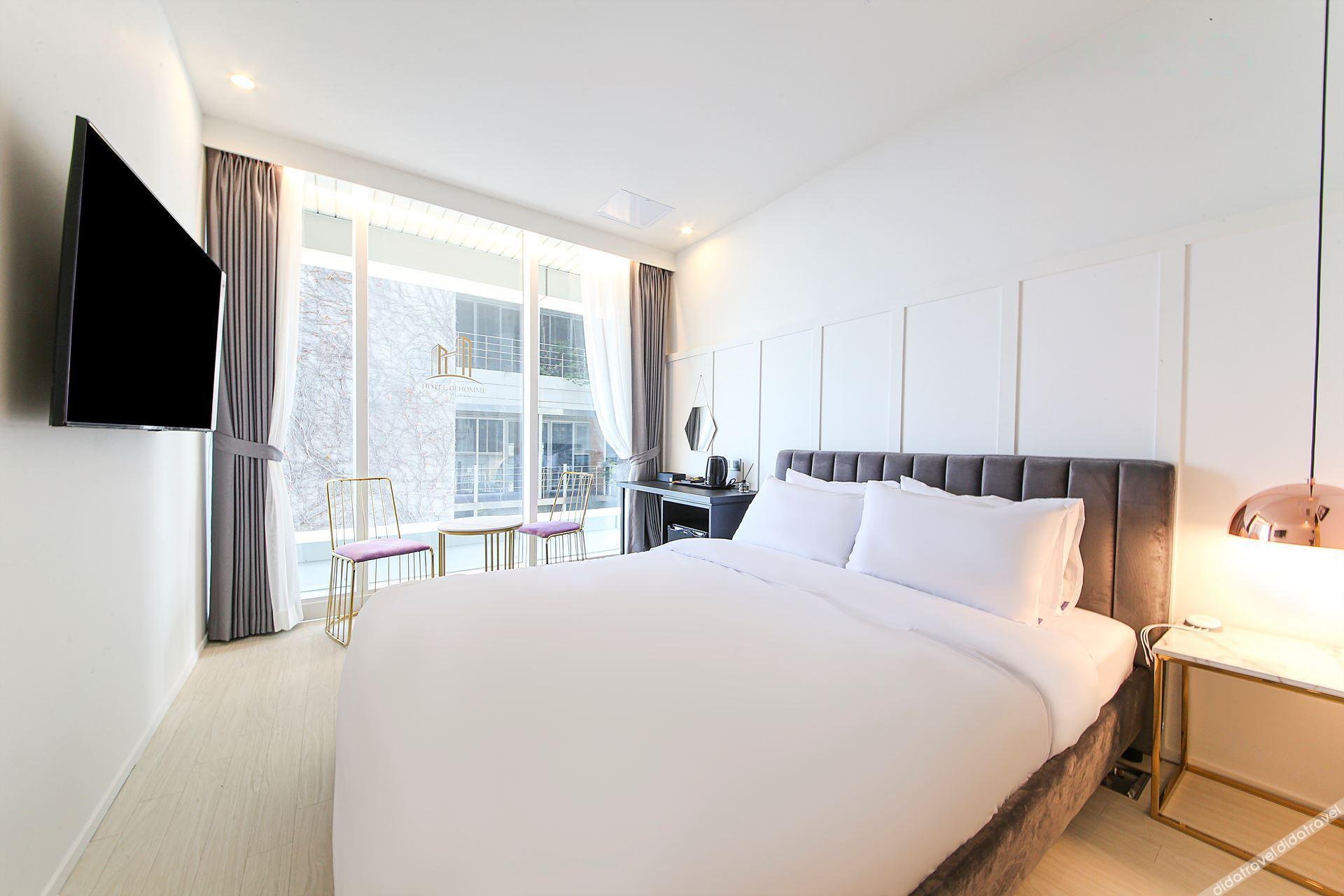 De Homme Hotel 2*