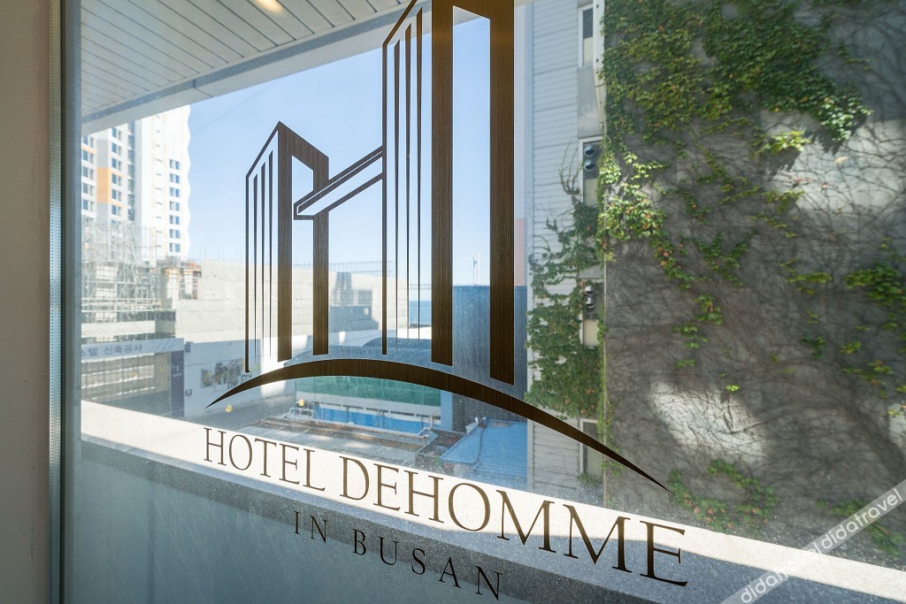 De Homme Hotel 2*