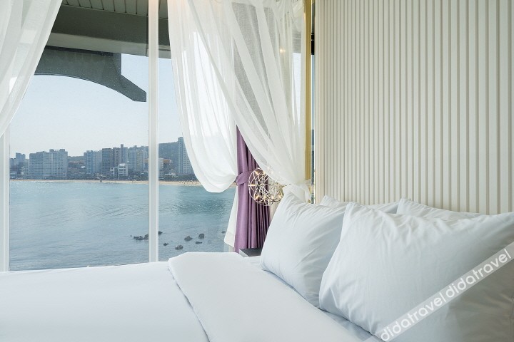 De Homme Hotel 2*
