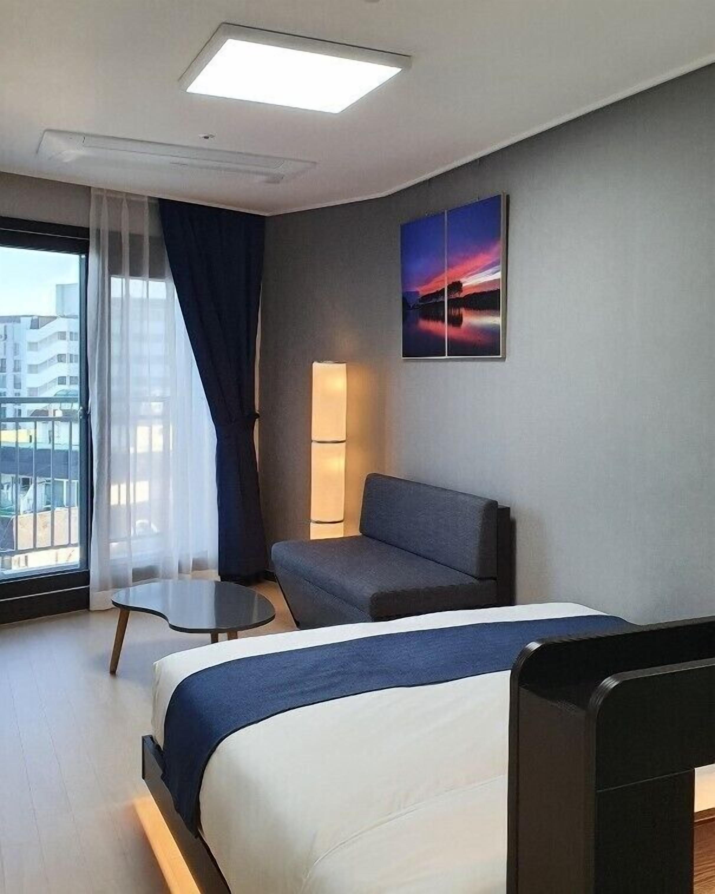 Risen Oceanpark Hotel 2*