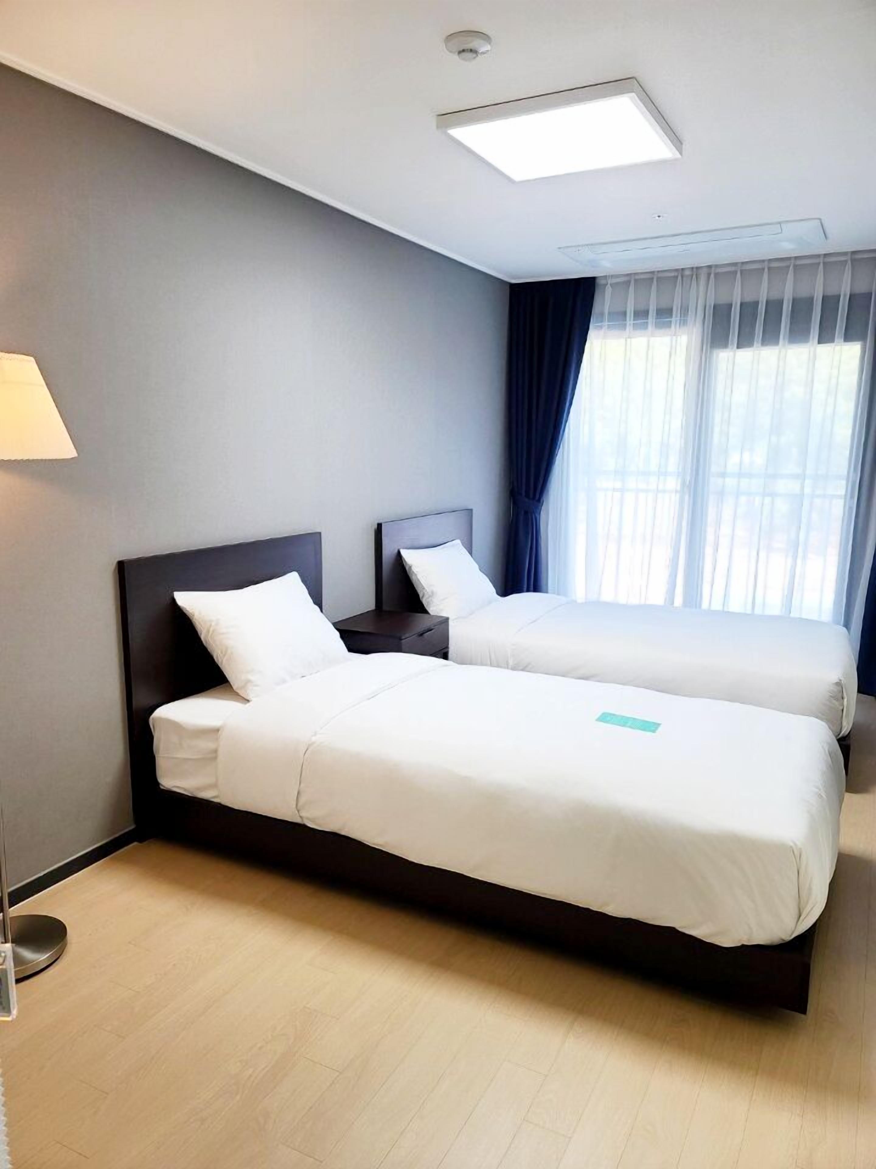 Risen Oceanpark Hotel 2*