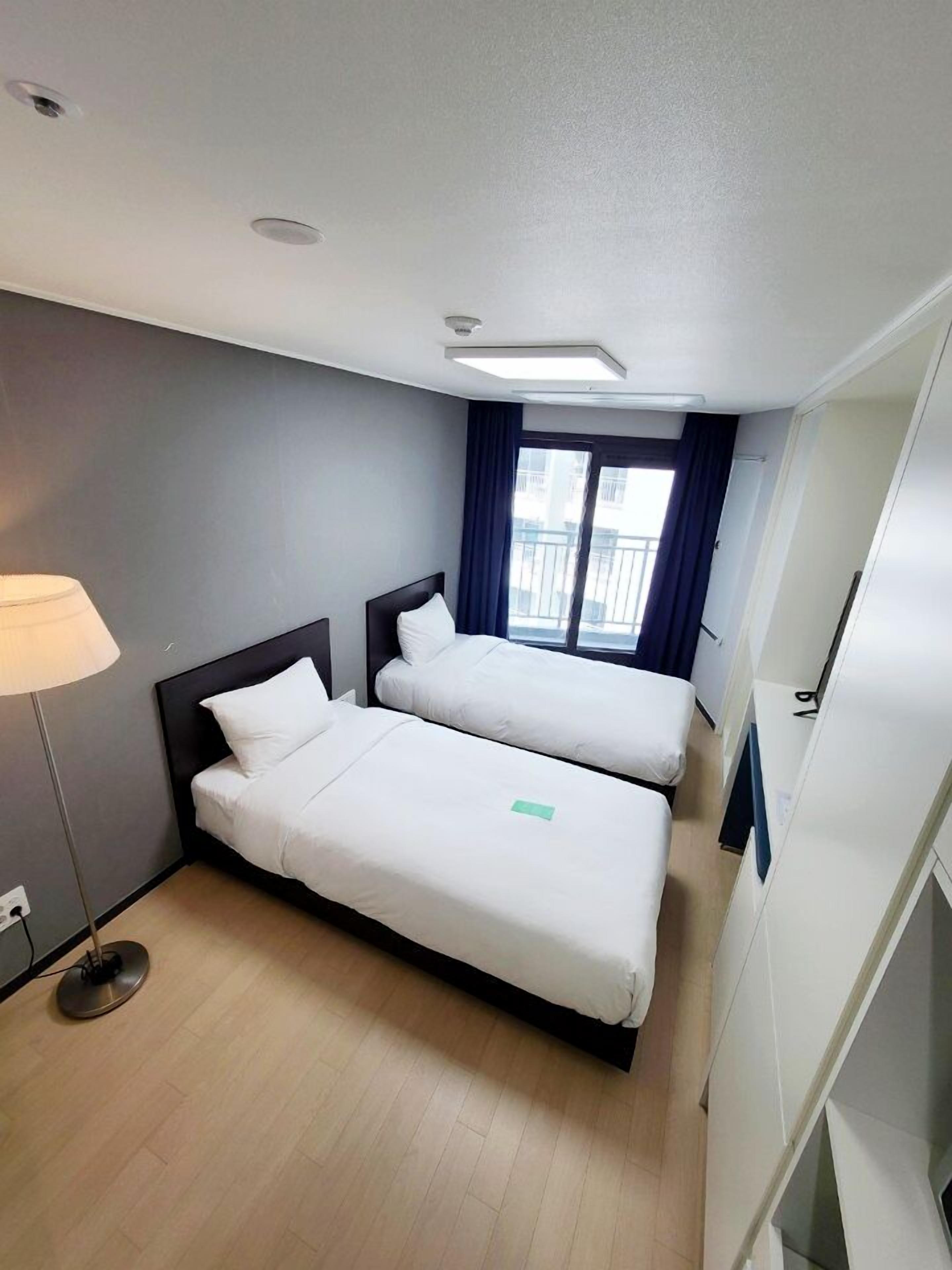 Risen Oceanpark Hotel 2*