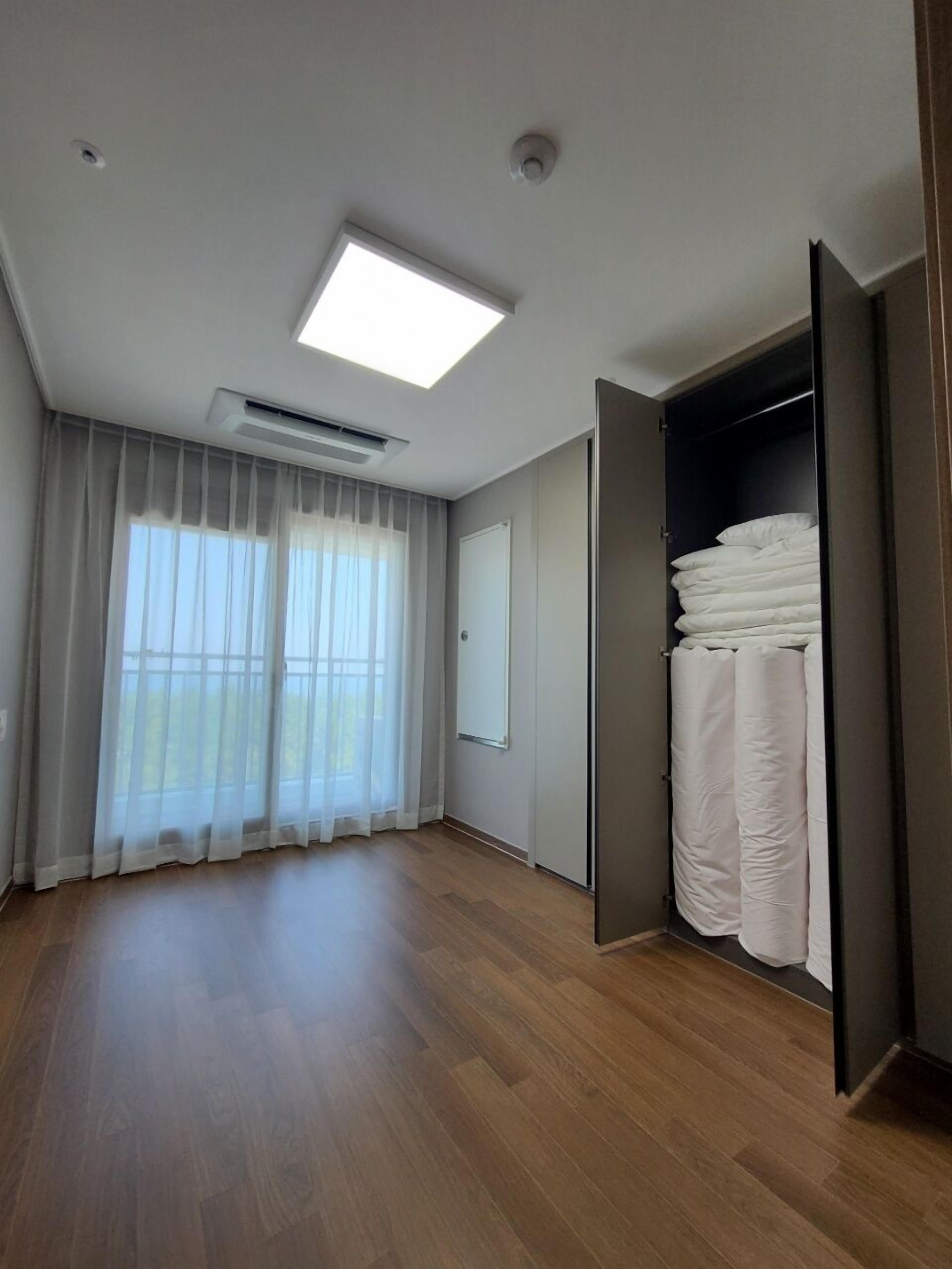 Risen Oceanpark Hotel 2*