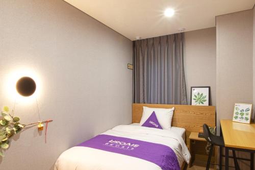 Brosis Hotel 2*