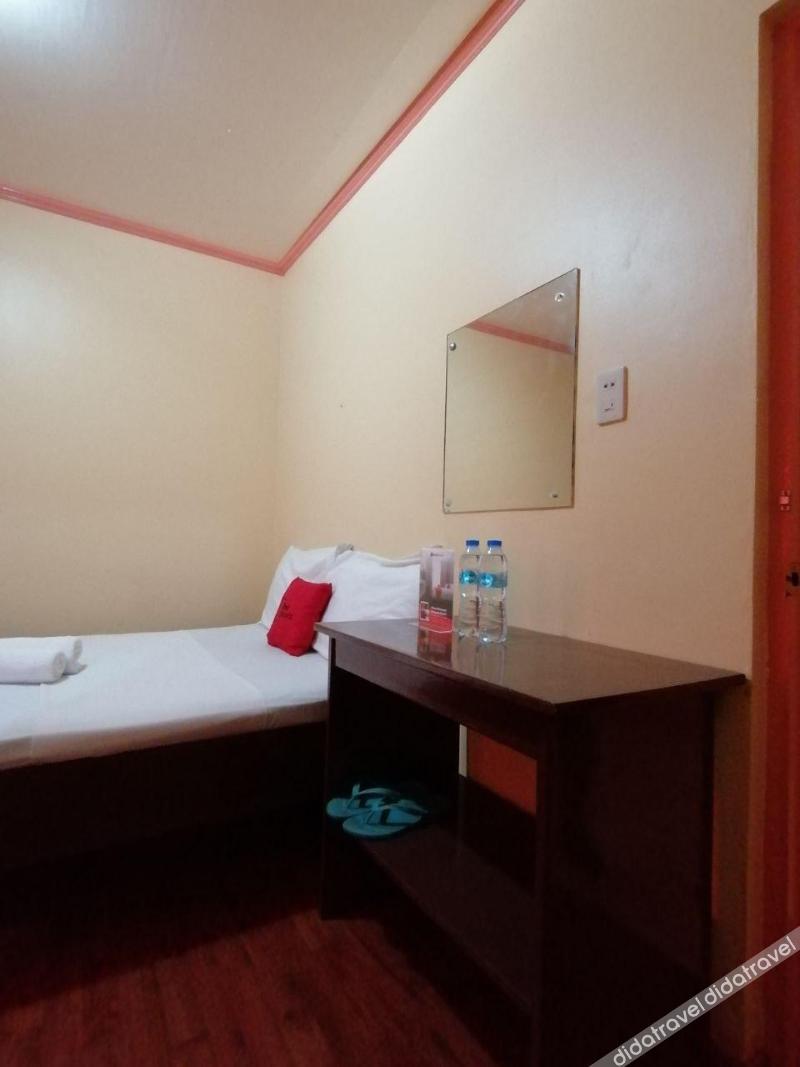 RedDoorz near SM Batangas City 1*