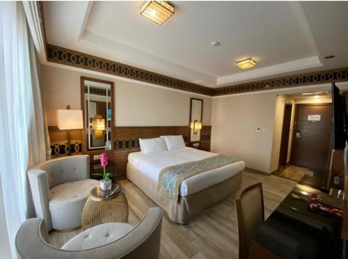 Violet Hotel 3*