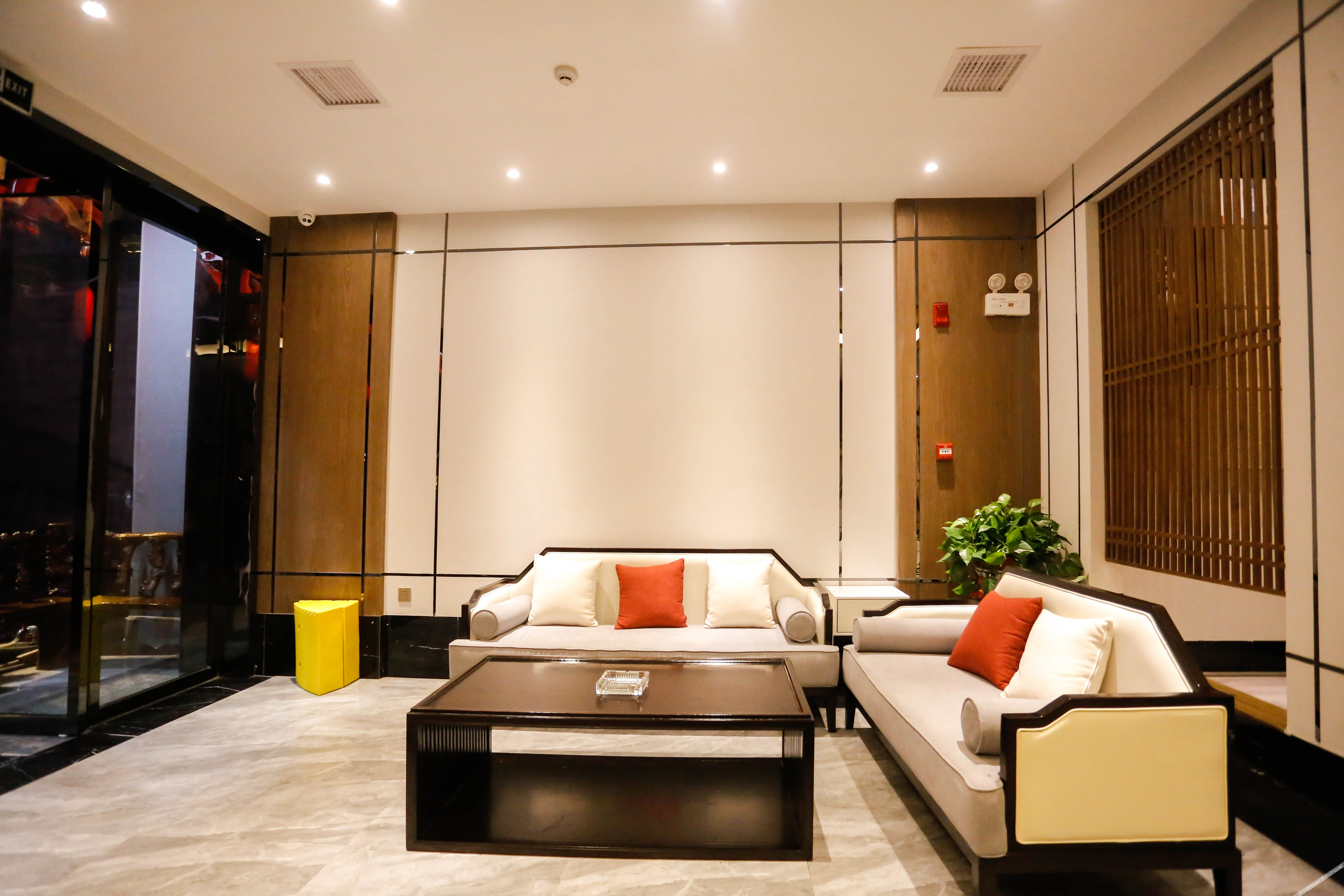 Floral Hotel·Furong Town Juxian Pavilion hotel 3*