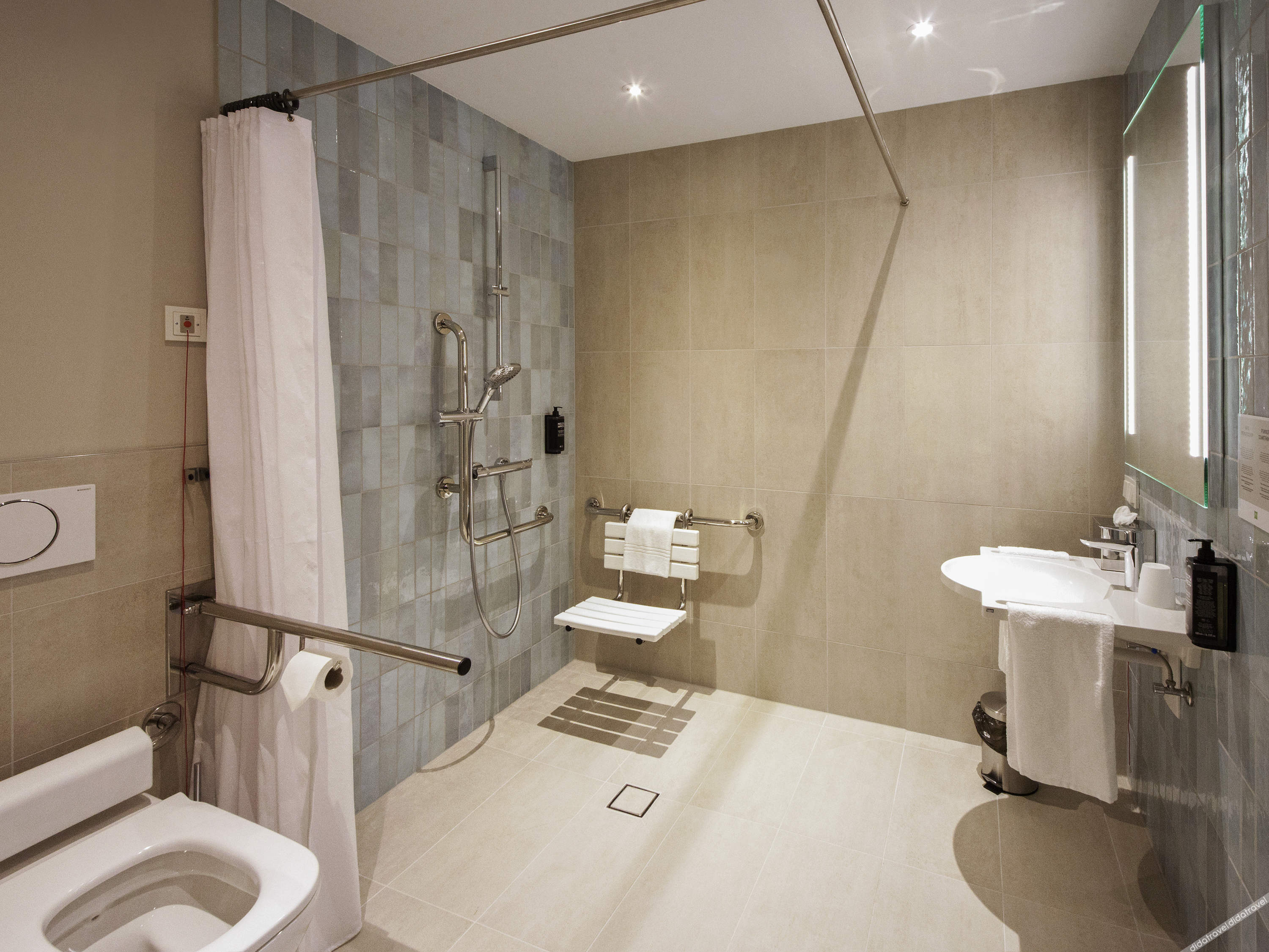 ibis Styles Parndorf Neusiedler See 2*