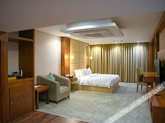 Motiara Hotel - La Valle Mall 3*
