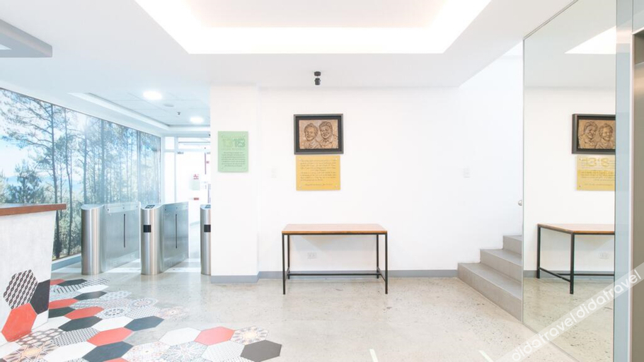 Collection O Metro Manila near University Belt formerly 1318 Residences 3*