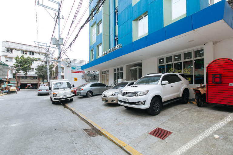 Collection O Metro Manila near University Belt formerly 1318 Residences 3*