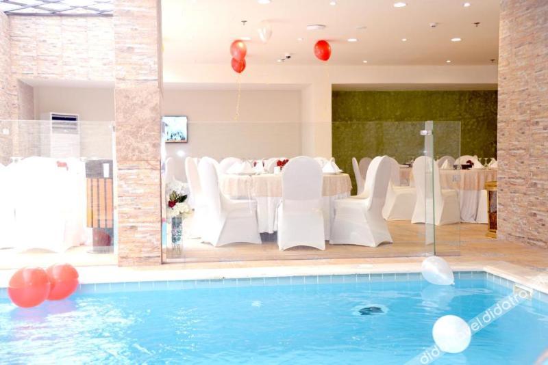 Ebreez Grand Hotel 1*