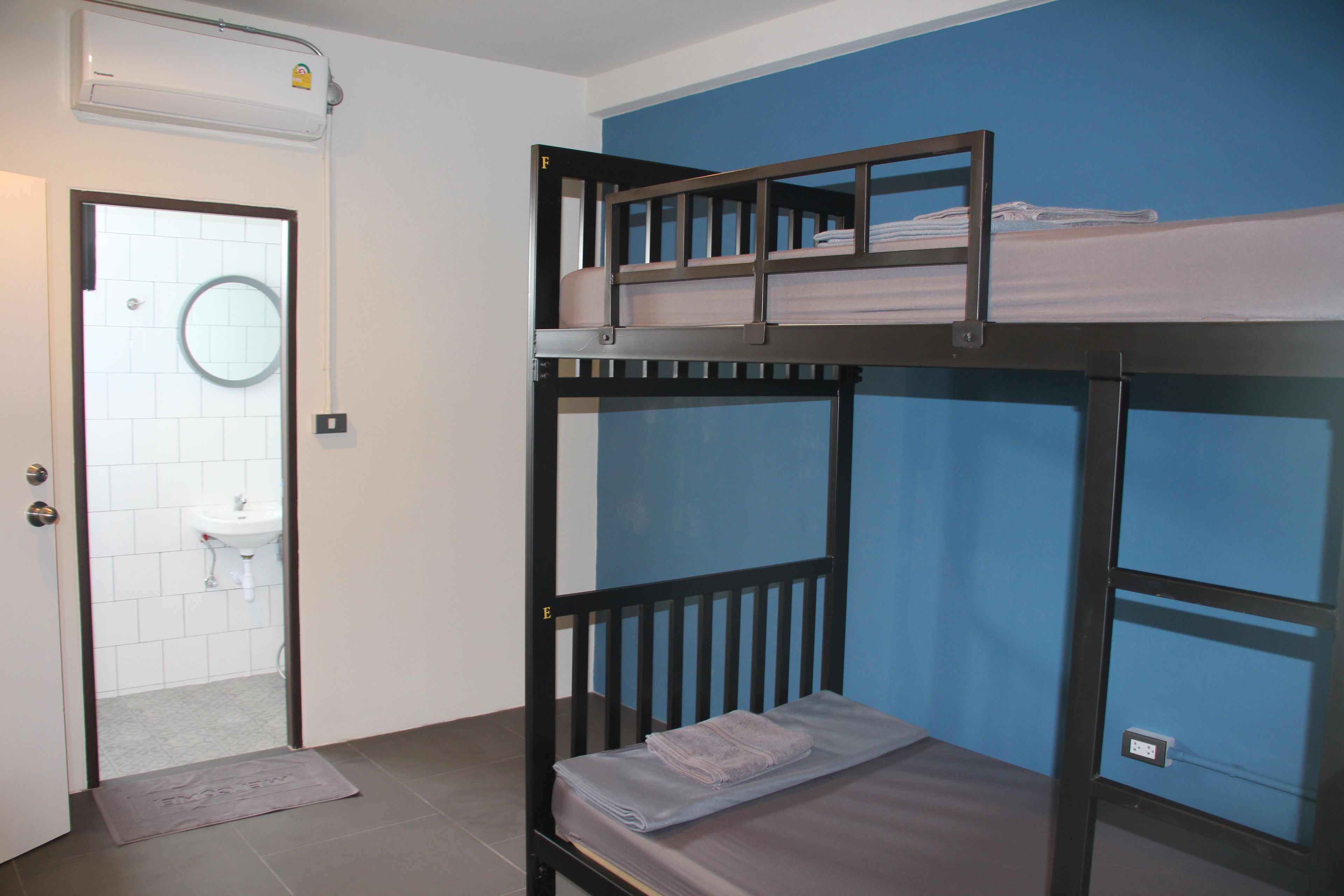 Yamyen Hostel 2*