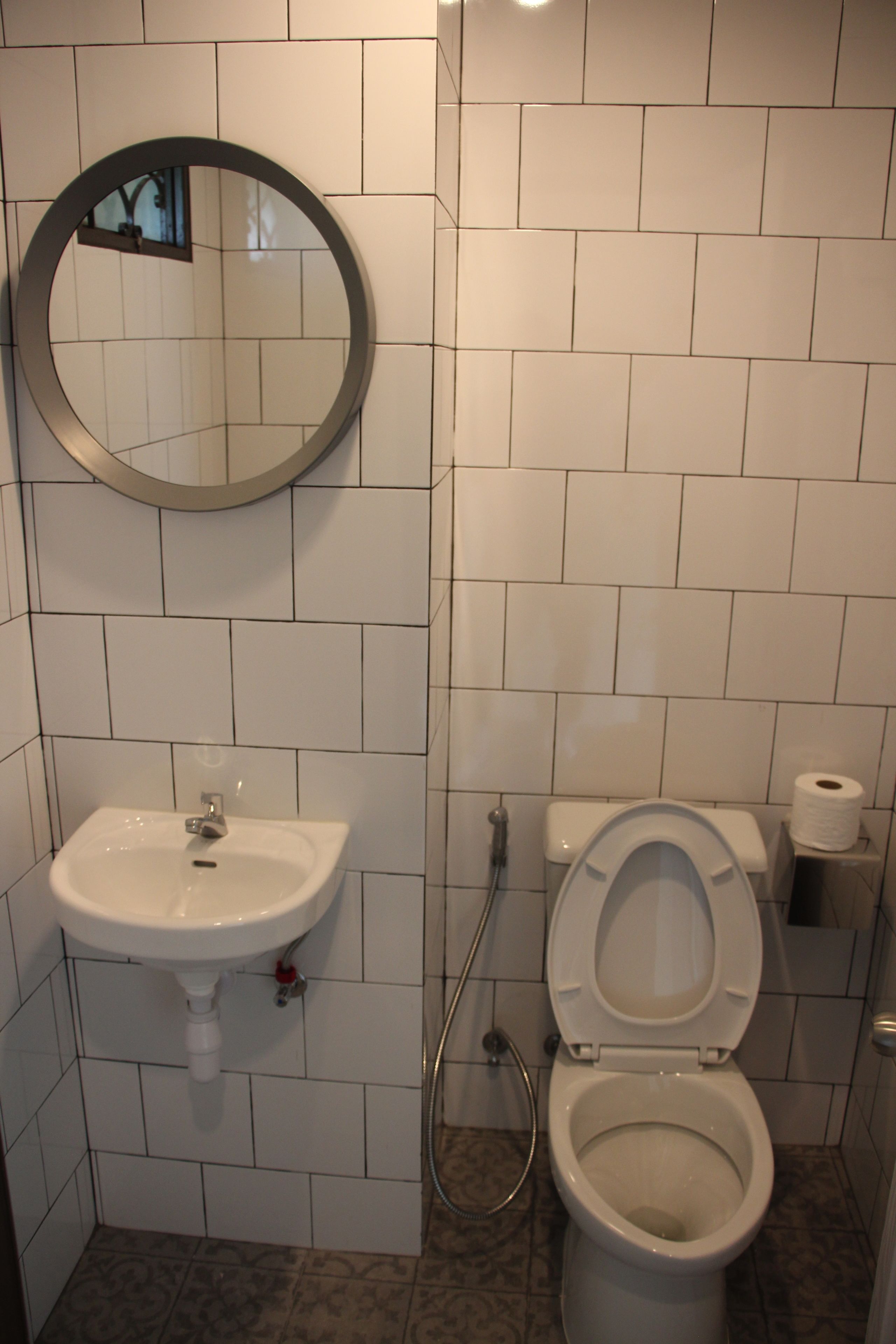 Yamyen Hostel 2*