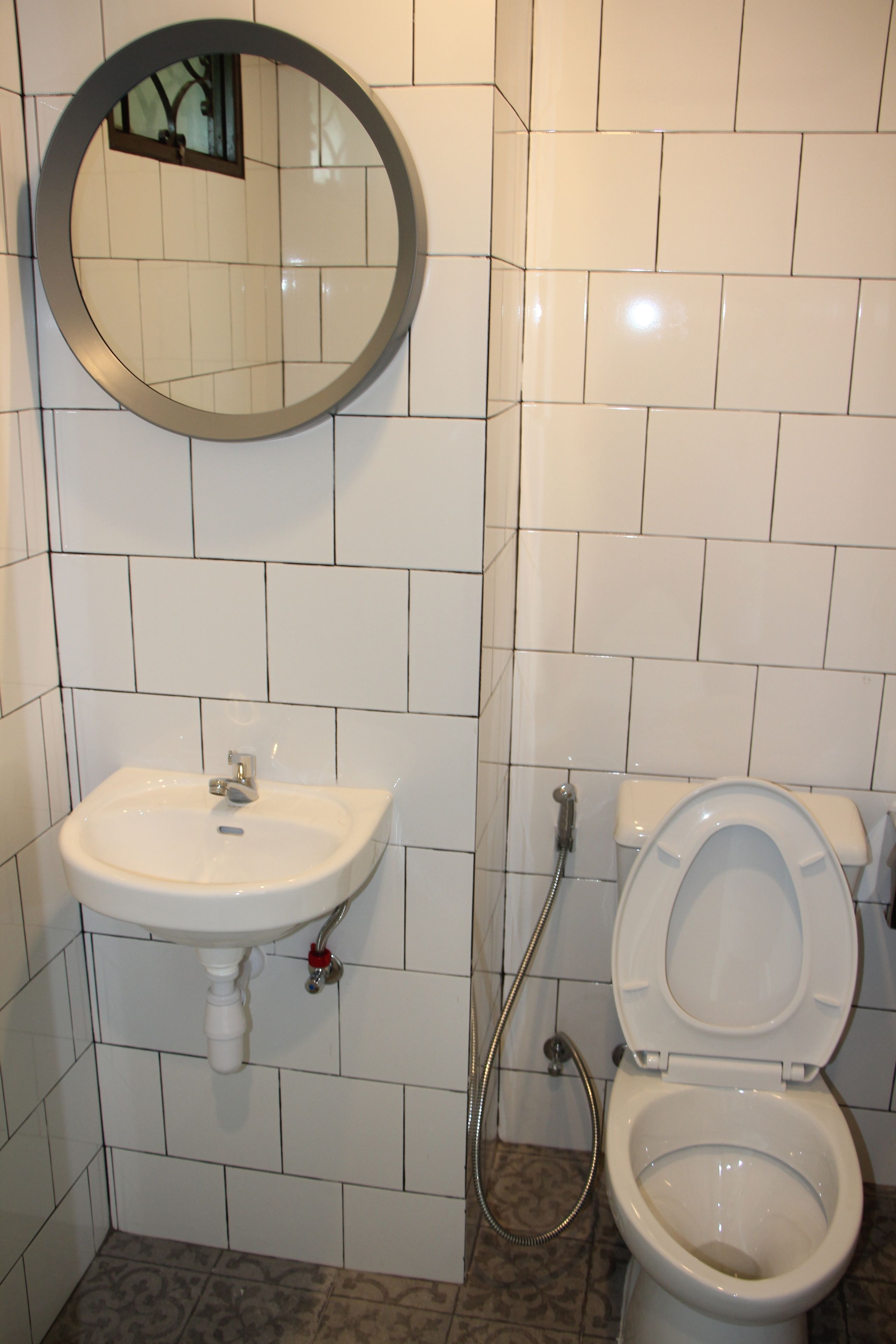 Yamyen Hostel 2*