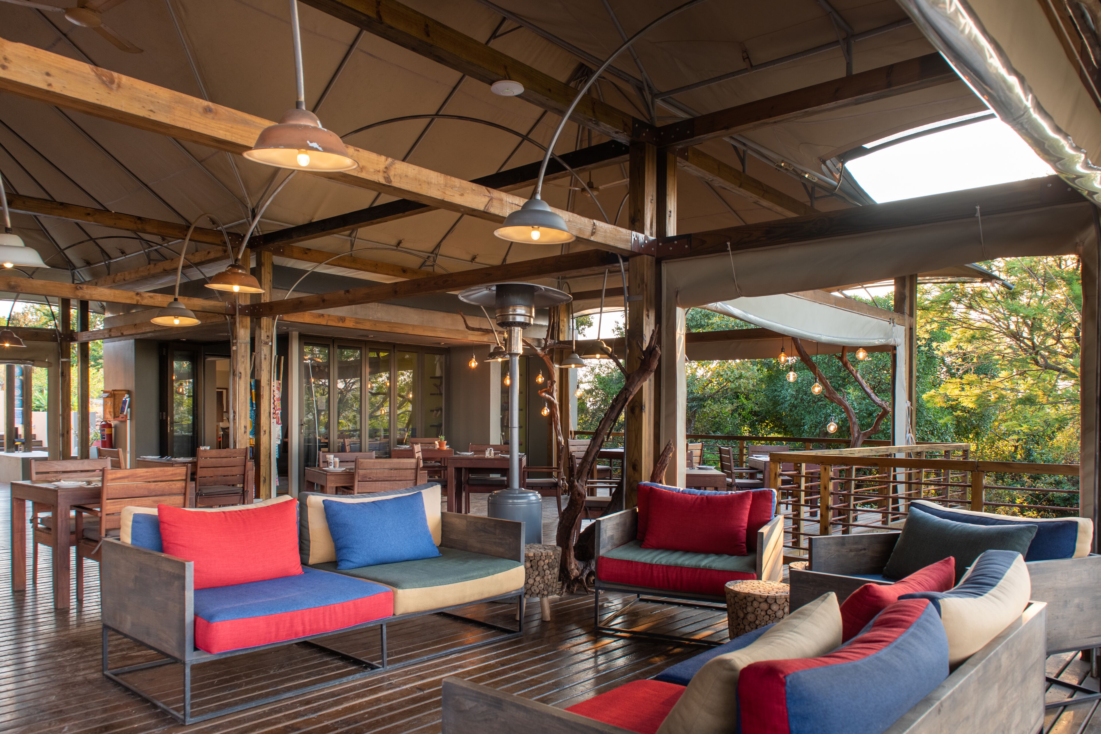 Ndhula Luxury Tented Lodge 4*