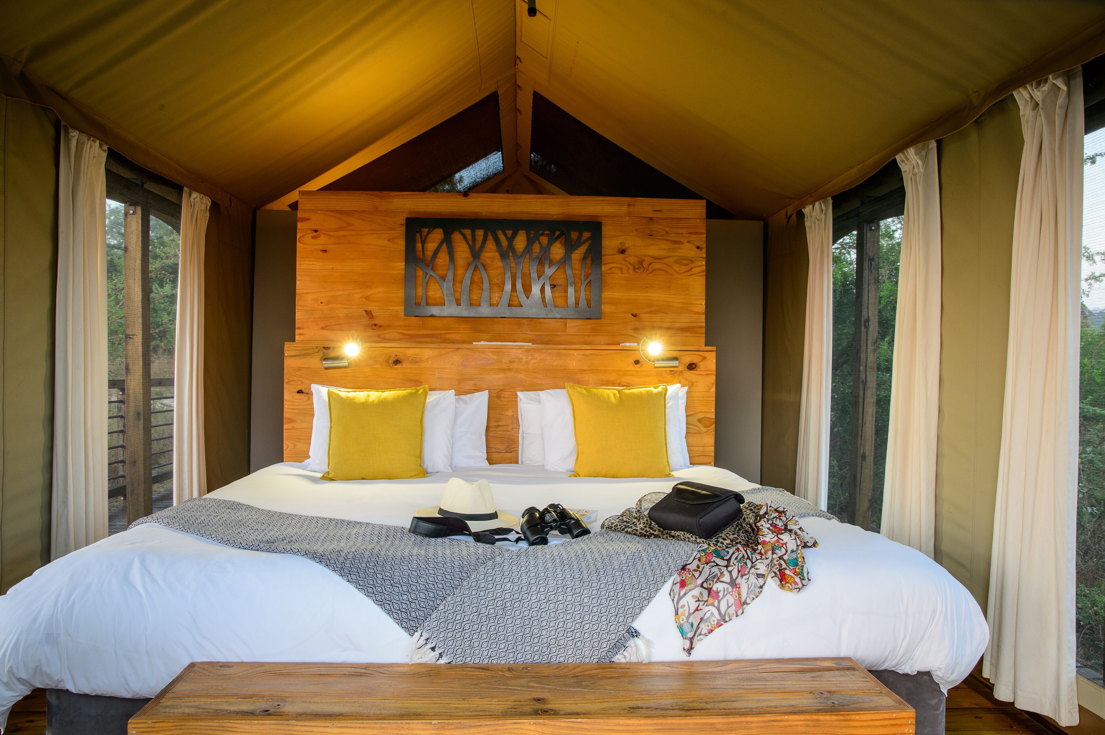 Ndhula Luxury Tented Lodge 4*