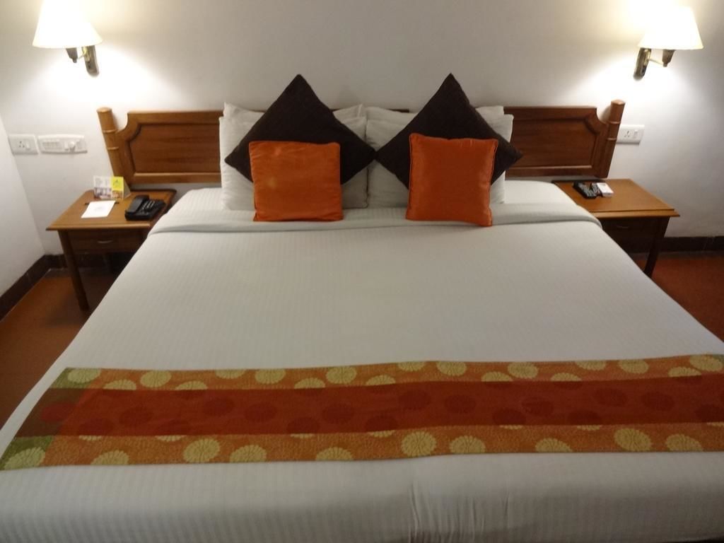 Backwater Ripples Kumarakom 5*