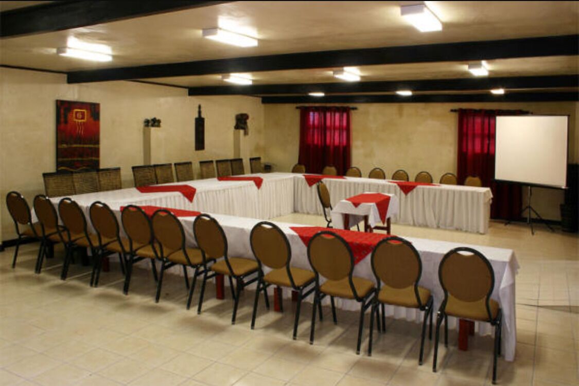 Kwantu Guesthouses 3*