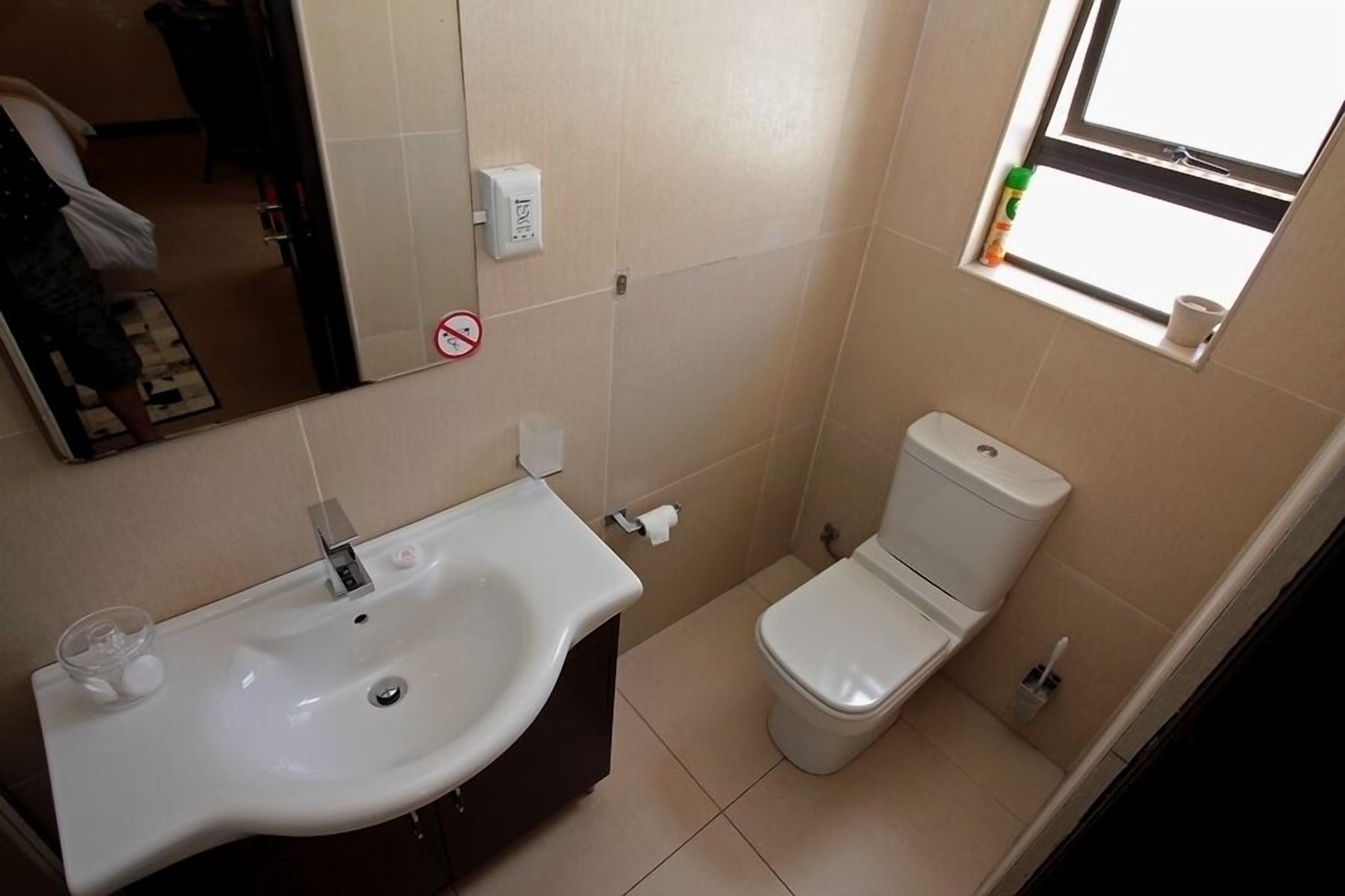 Kwantu Guesthouses 3*