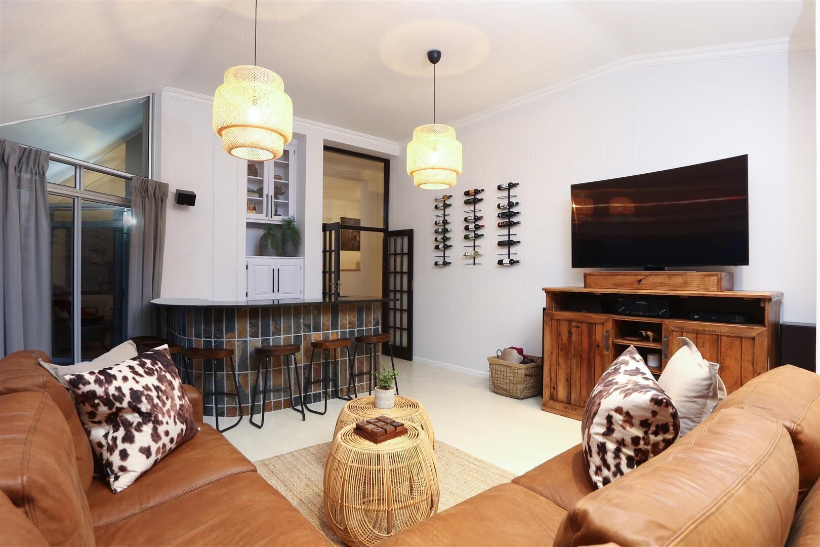 The Lookout Guest House 4*