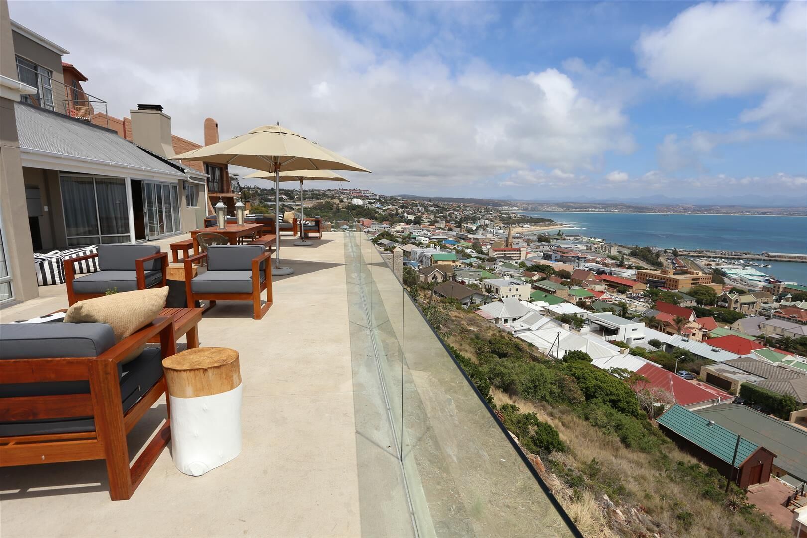 The Lookout Guest House 4*