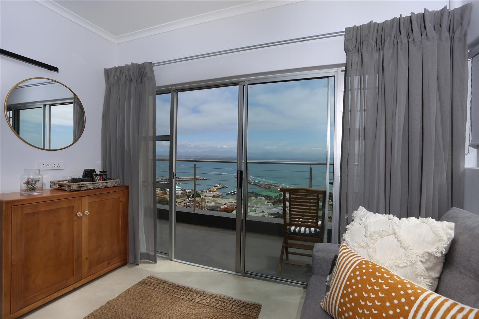 The Lookout Guest House 4*