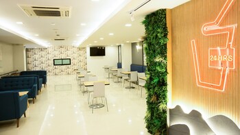 B2 Hat Yai Rat Uthit Boutique & Budget Hotel 2*