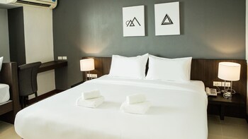 B2 Hat Yai Rat Uthit Boutique & Budget Hotel 2*