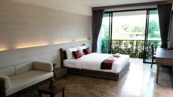B2 Hat Yai Rat Uthit Boutique & Budget Hotel 2*