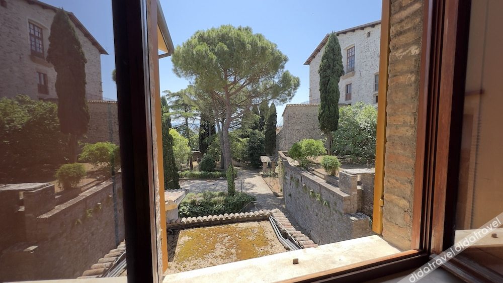 Monastero SS. Annunziata 3*