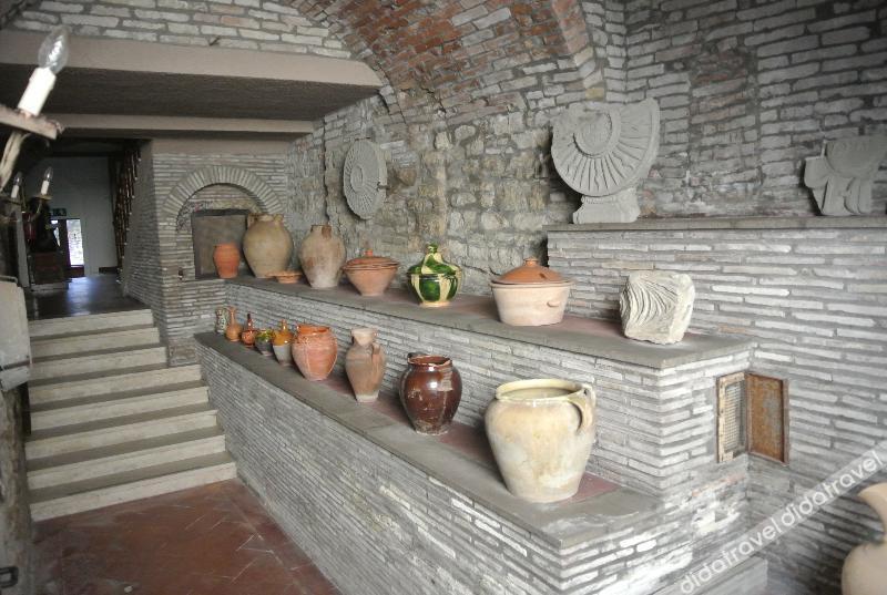 Monastero SS. Annunziata 3*