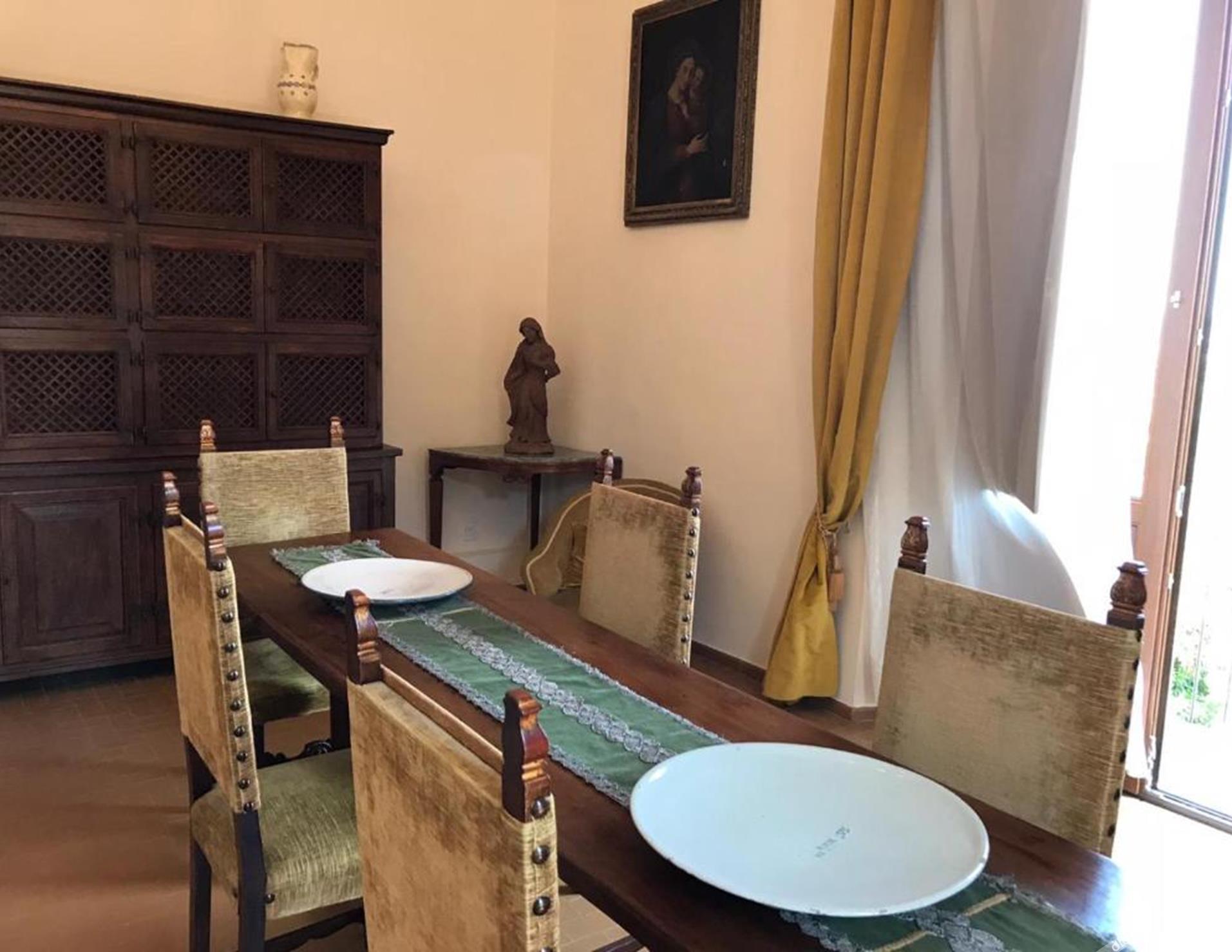 Monastero SS. Annunziata 3*