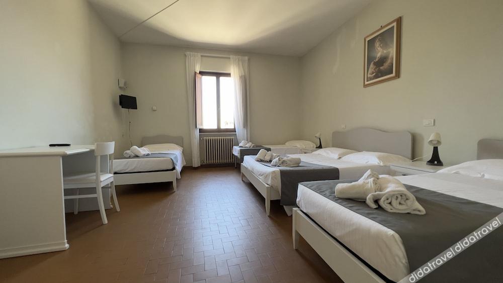 Monastero SS. Annunziata 3*