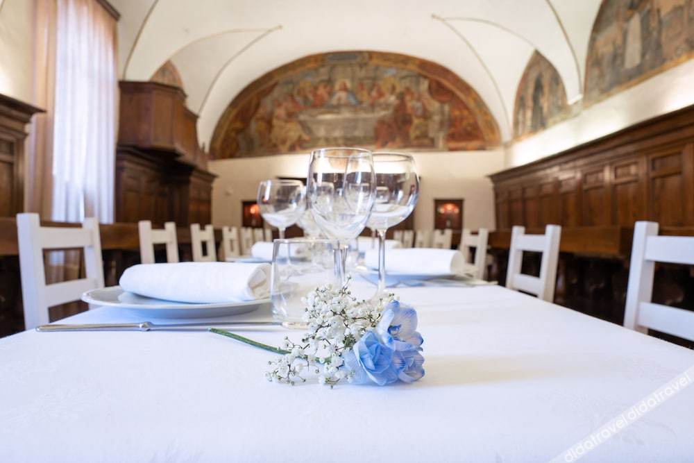 Monastero SS. Annunziata 3*