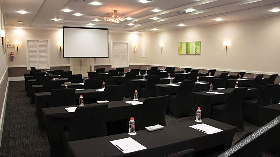 Gold Reef City Theme Park Hotel 4*