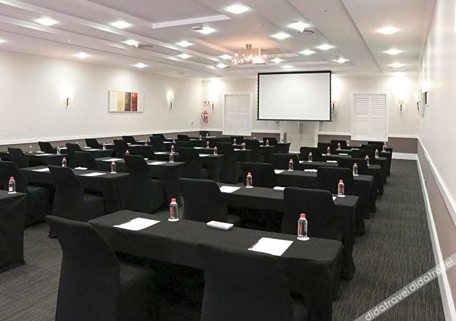 Gold Reef City Theme Park Hotel 4*