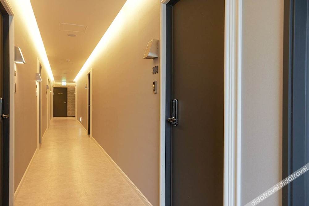 Browndot Hotel Suwon City Hall 2*