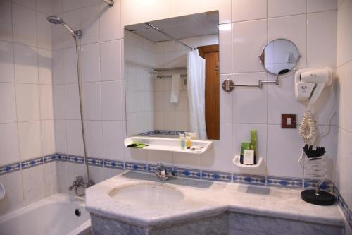 Alandalus Golden Palace Hotel 1*