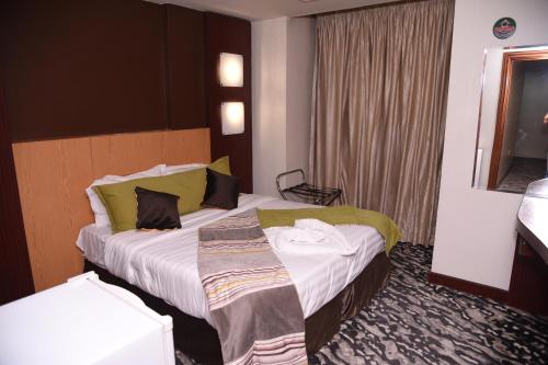 Alandalus Golden Palace Hotel 1*