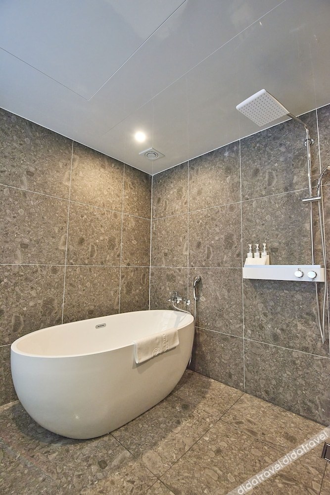 Bonathree Hotel 3*