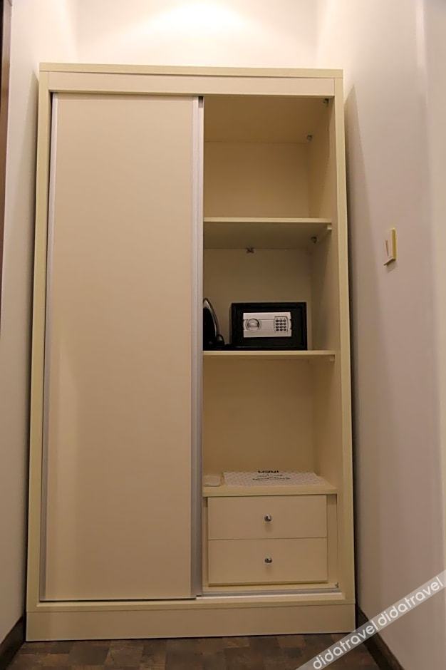 Areen Airport Hotel 0*