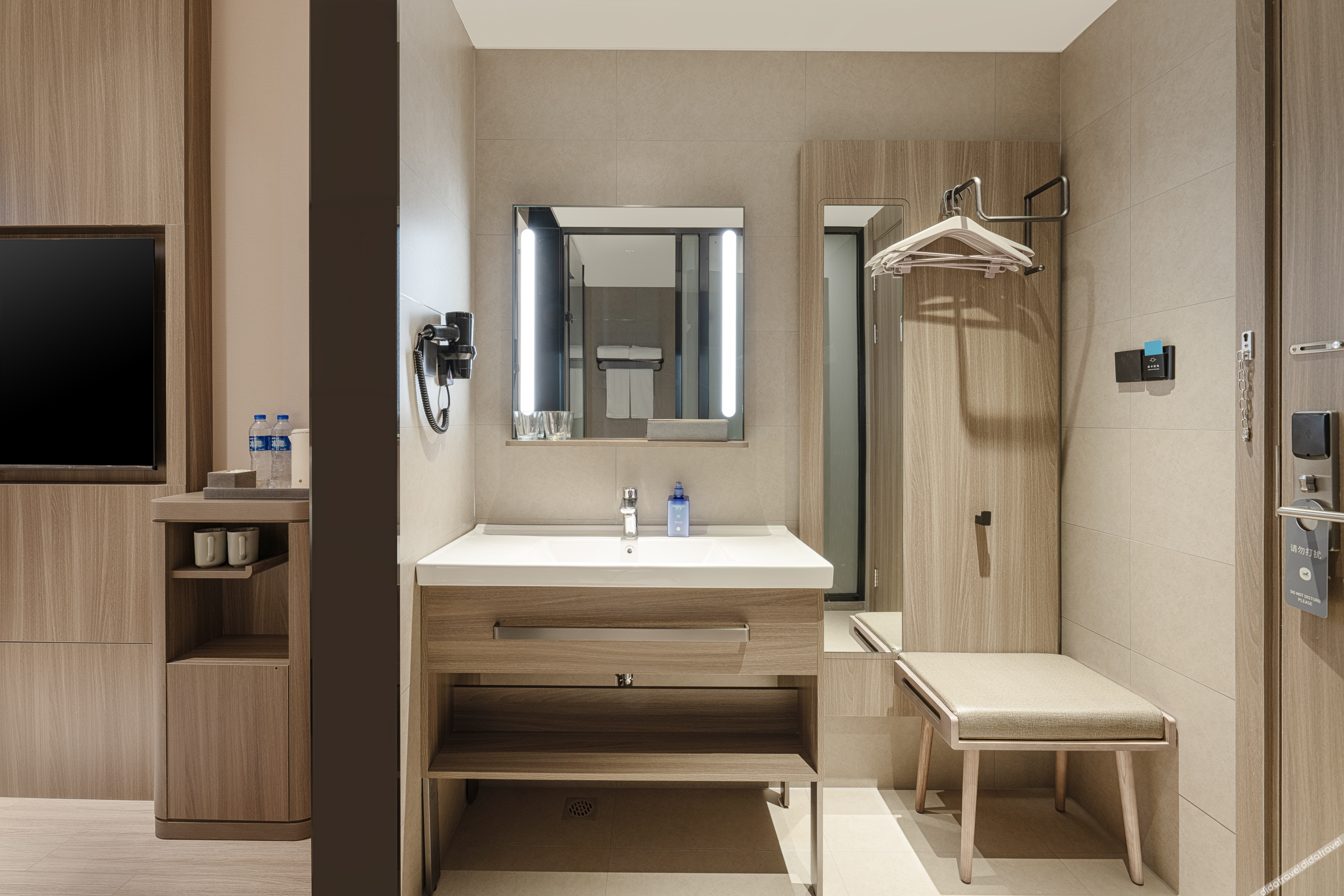HanTing Hotel (Xi'an Xianyang International Airport) 3*