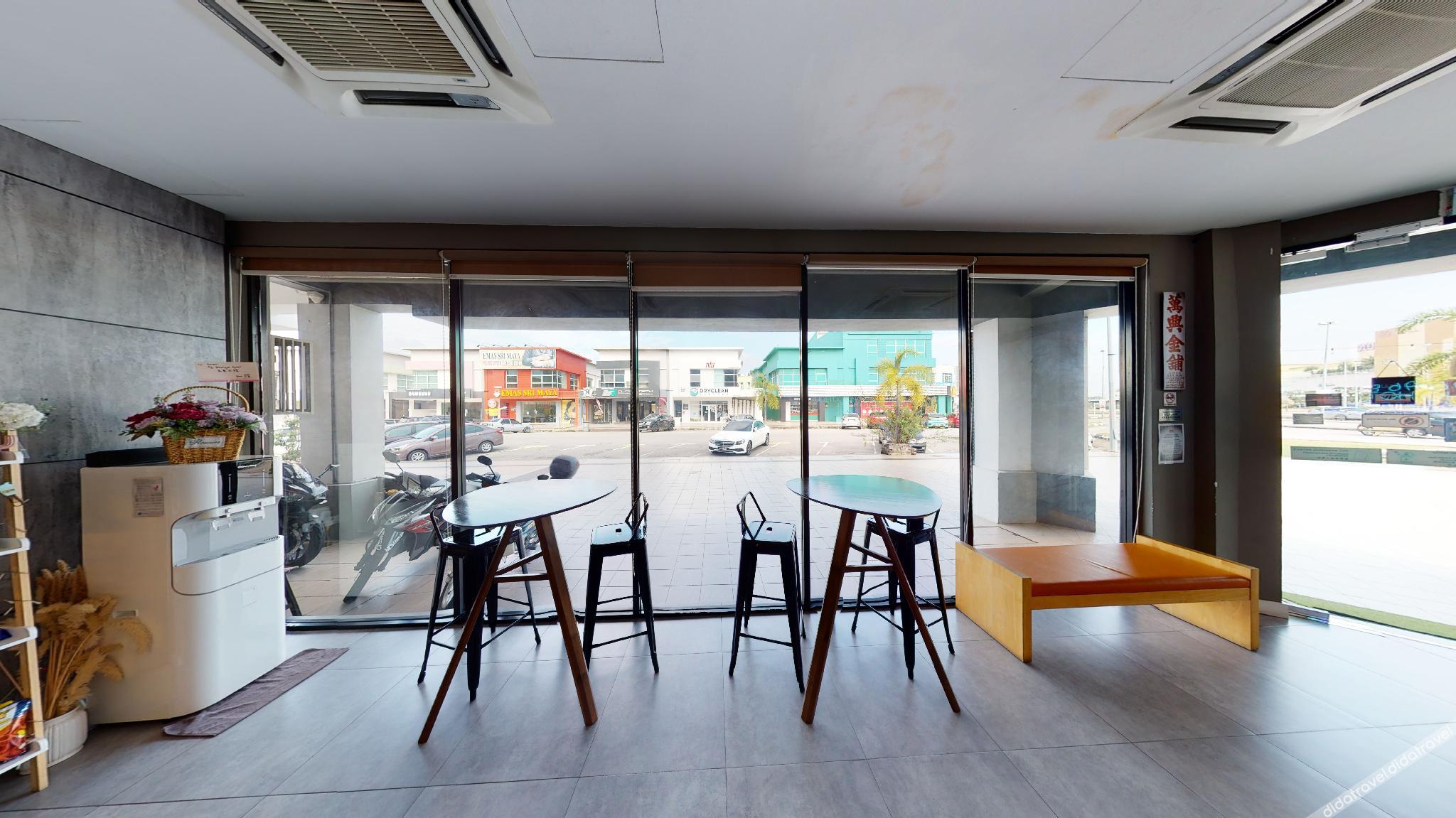 96 Boutique Hotel 3*
