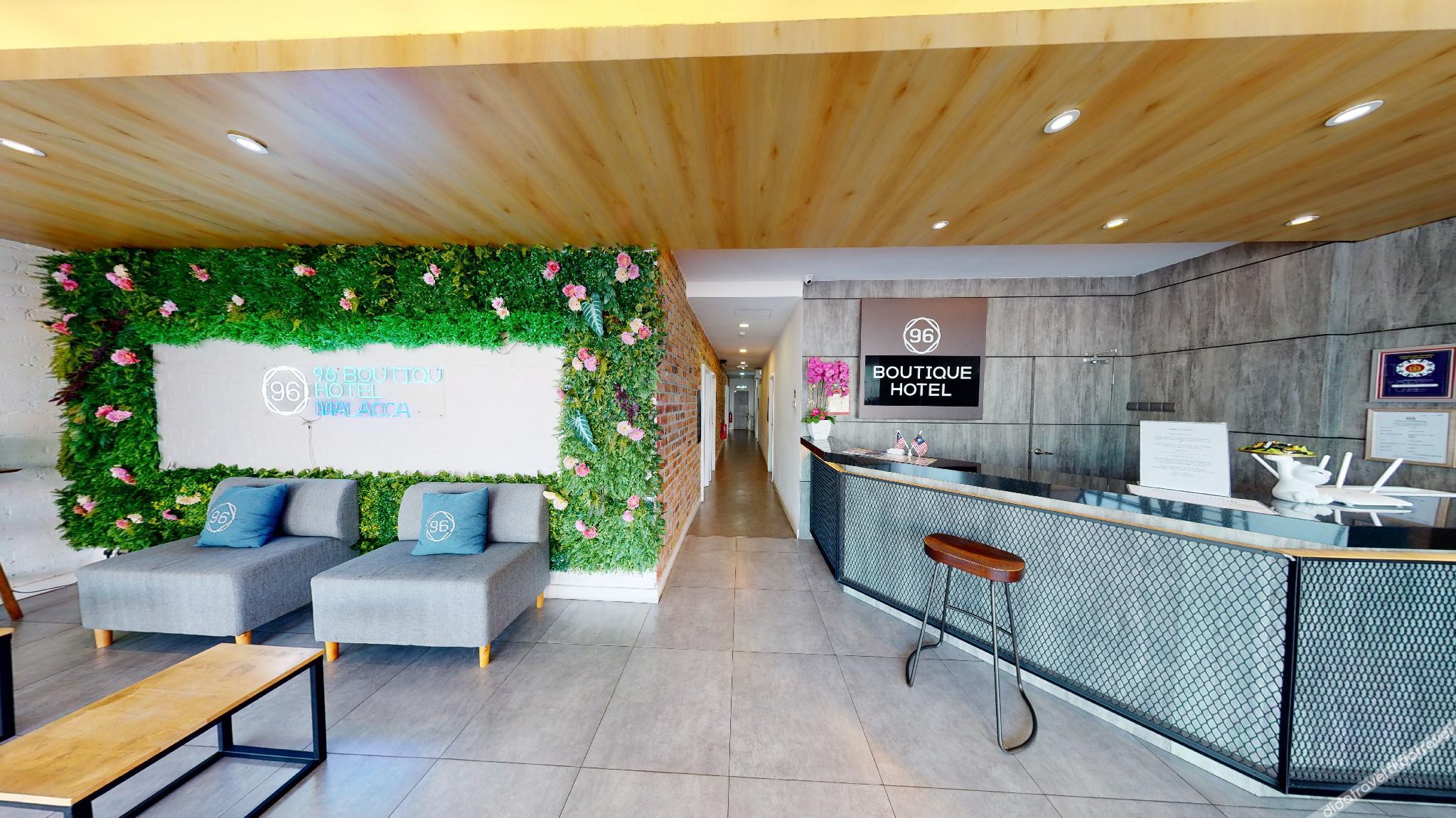 96 Boutique Hotel 3*