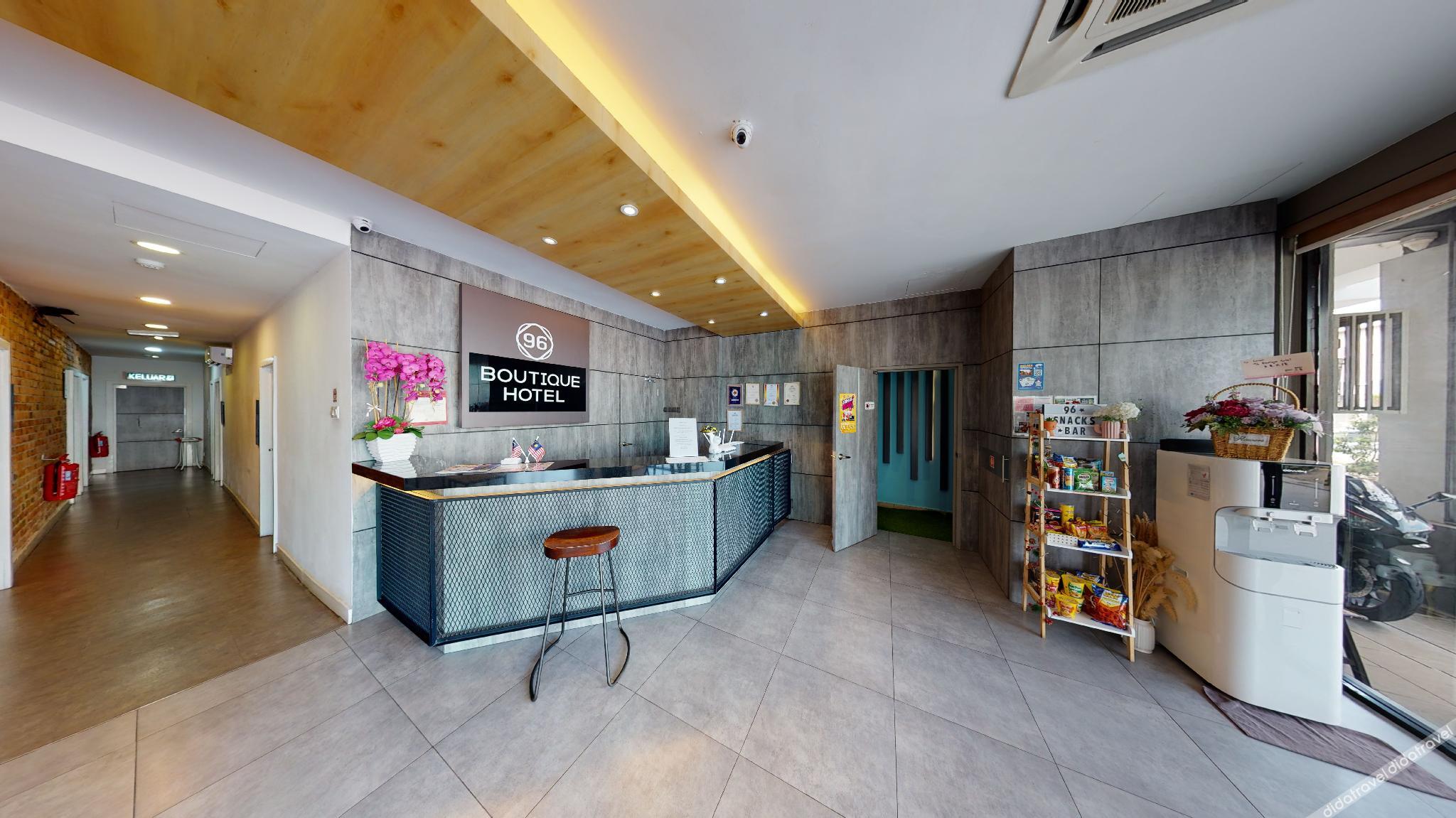 96 Boutique Hotel 3*